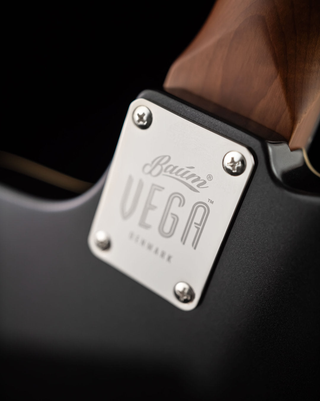 Wingman VEGA - Magnetic Black