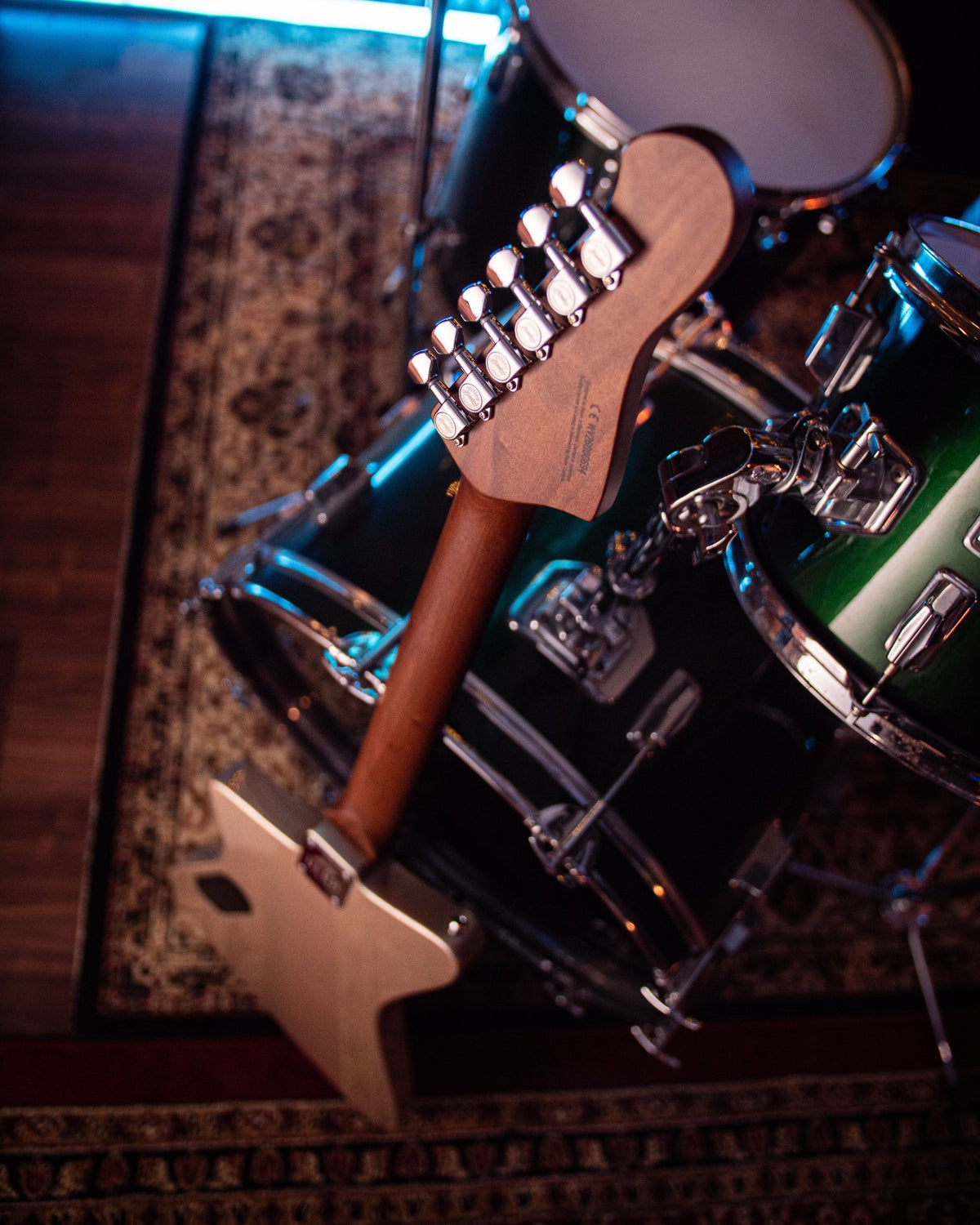Savage - Moon Silver - Baum Guitars