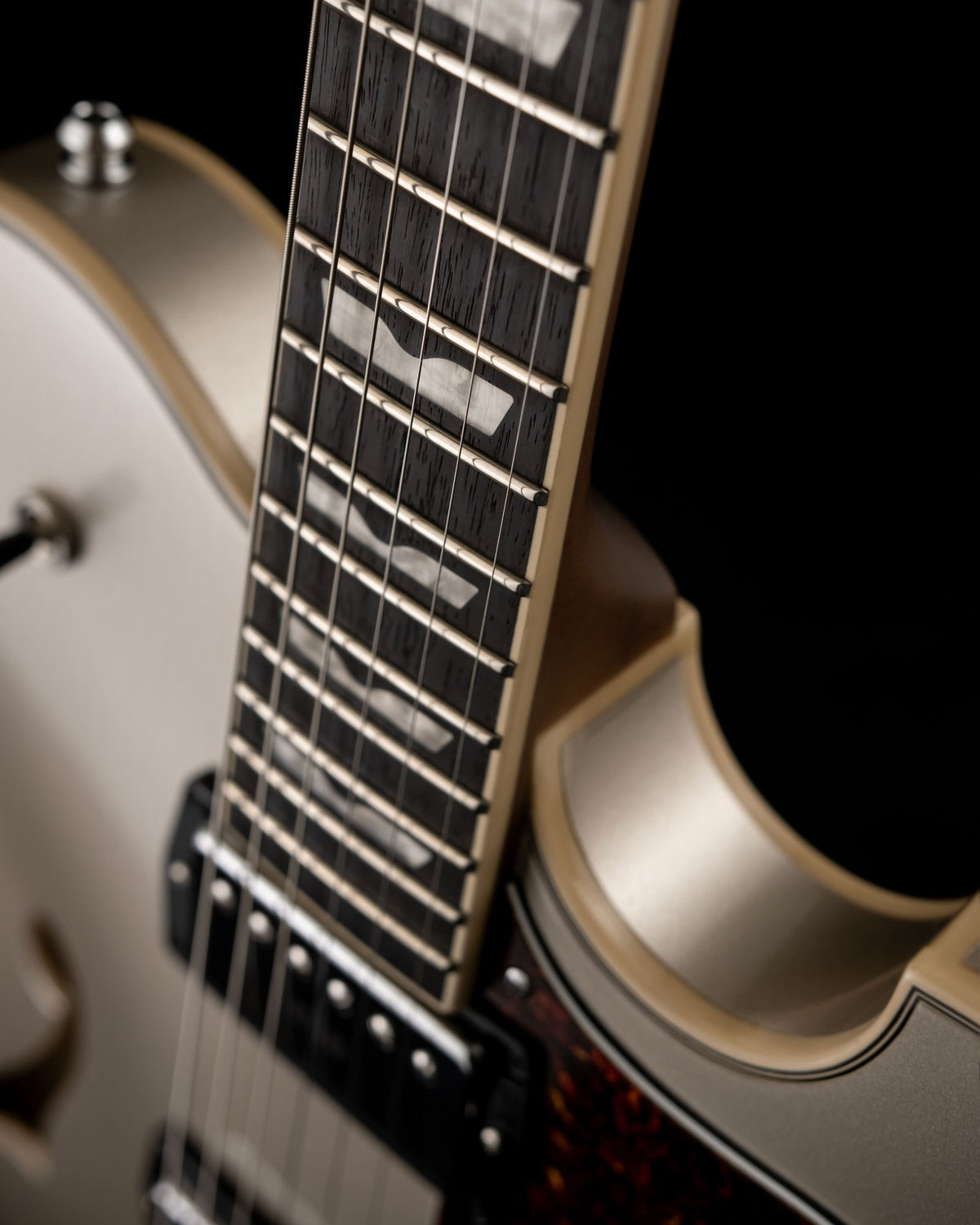 Leaper Air VEGA - Moon Silver - Baum Guitars
