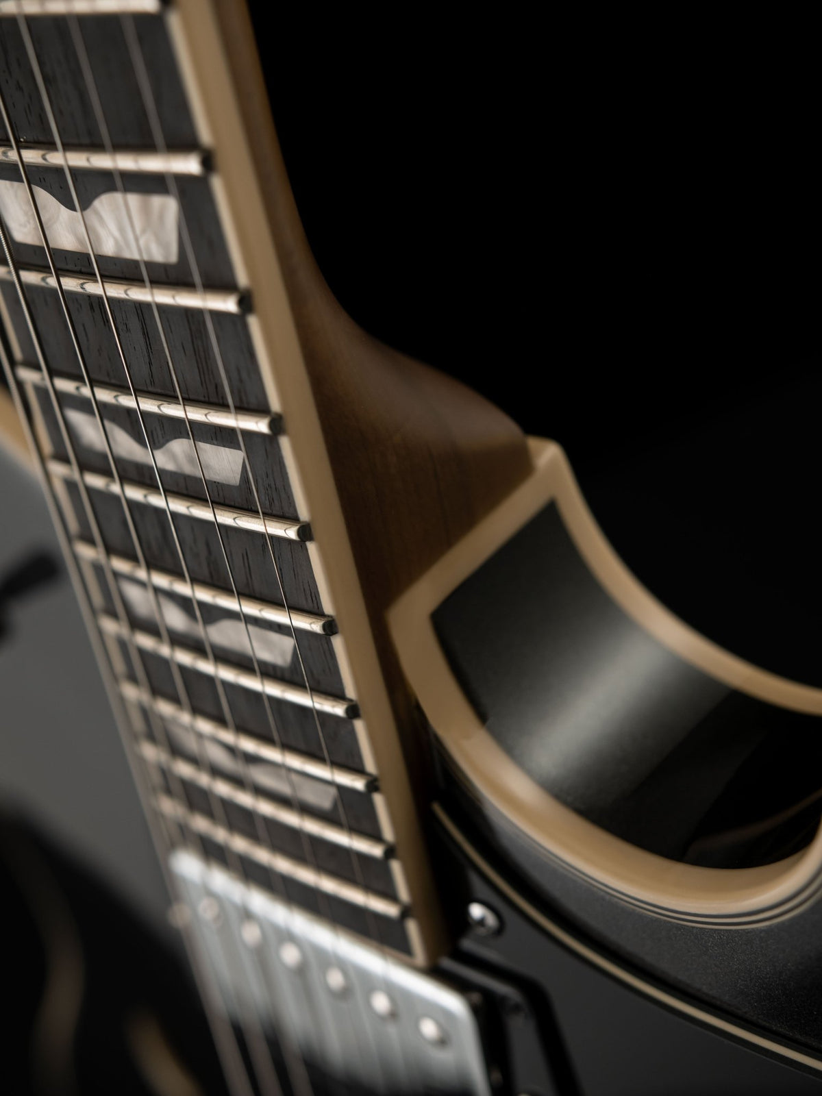 Leaper Air VEGA - Magnetic Black - Baum Guitars