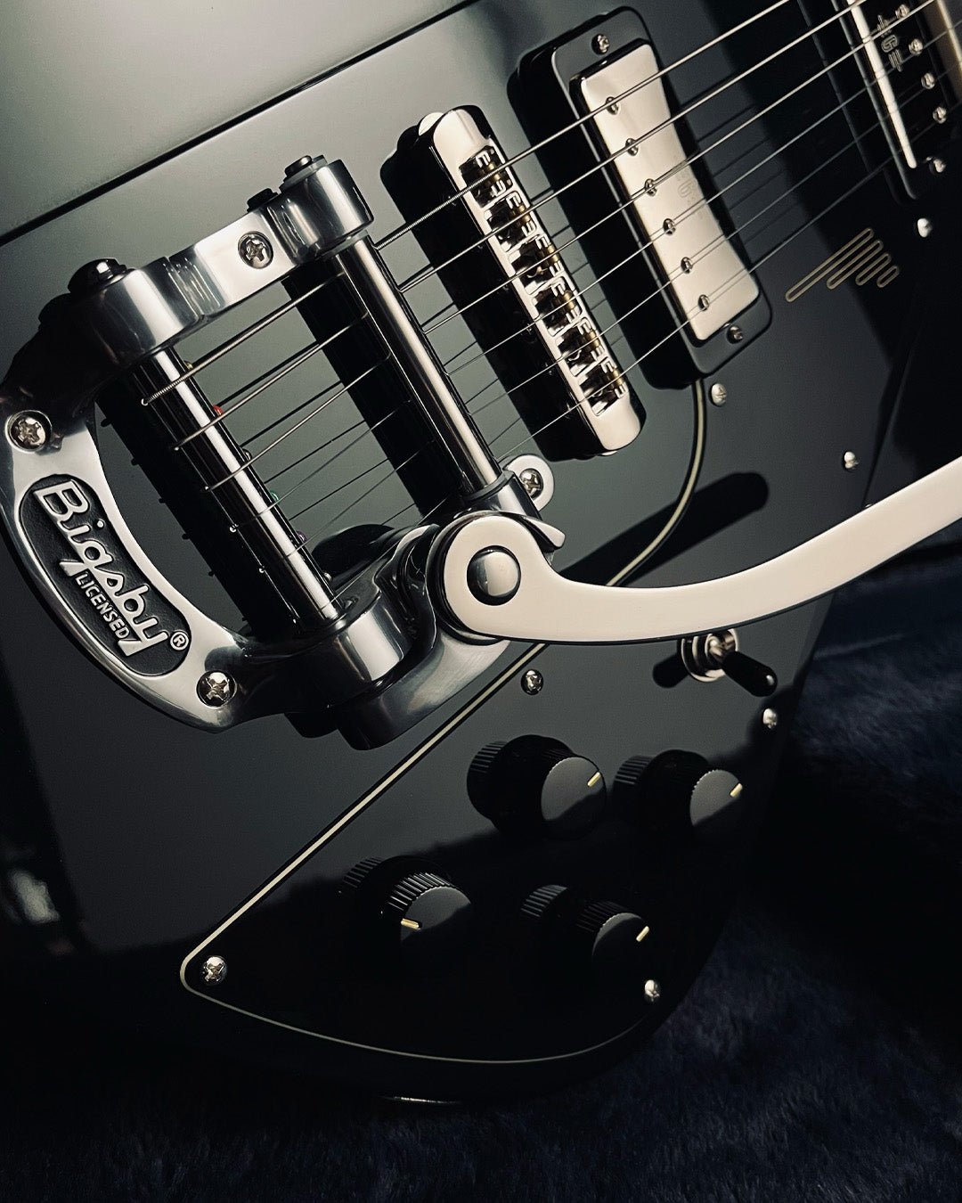 Revival Backwing - Emerald Green | Custom Shop - Baum Guitars