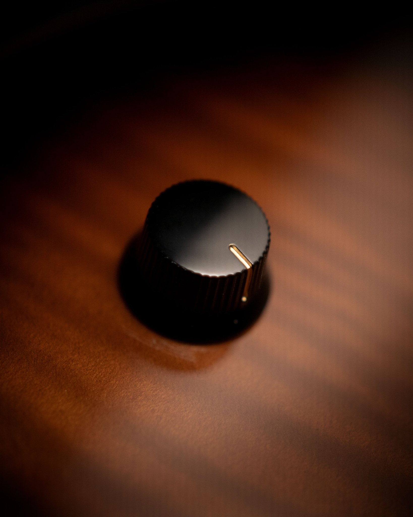 Revolt - Dark Burst - Baum Guitars