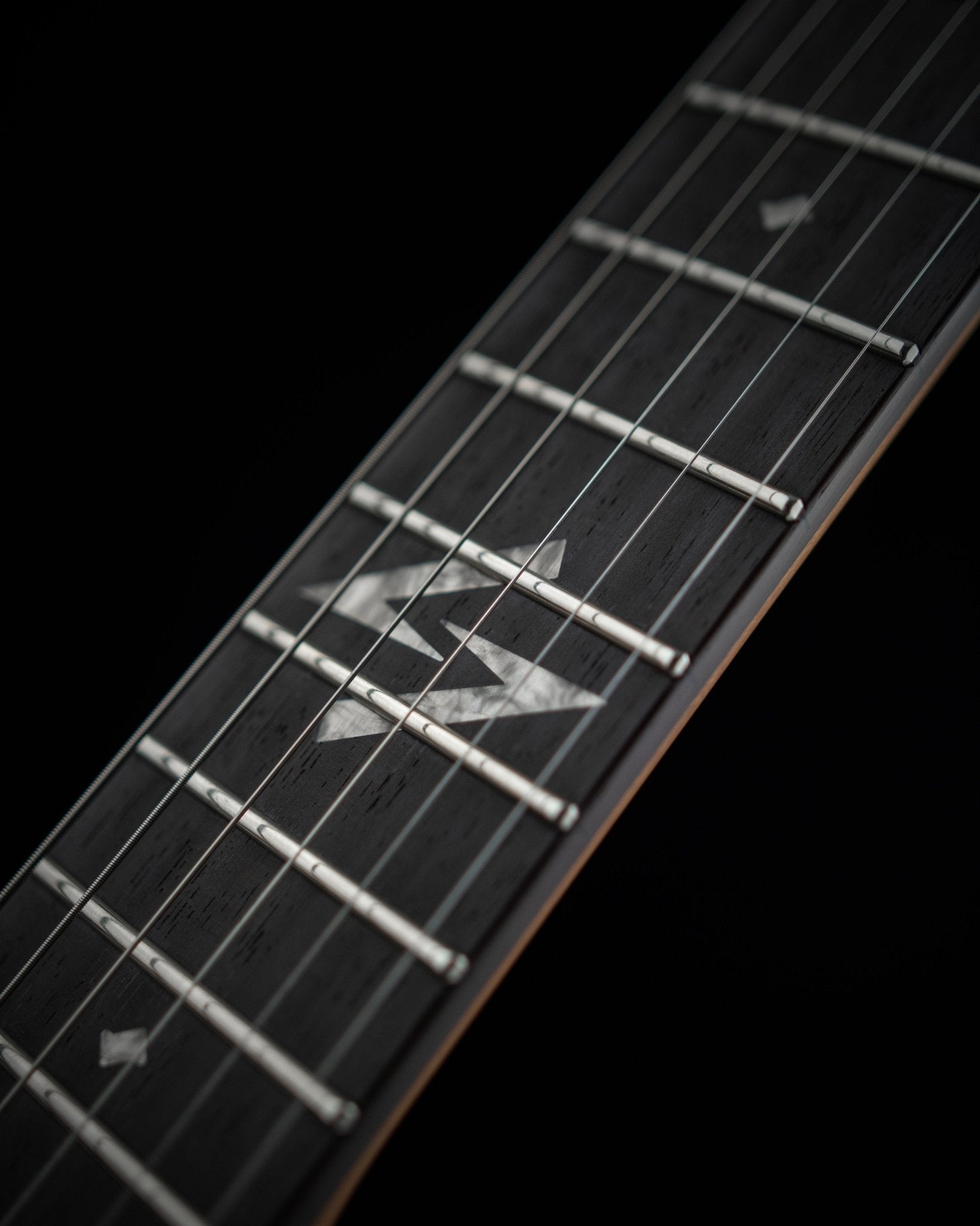 Savage - Magnetic Black - Baum Guitars