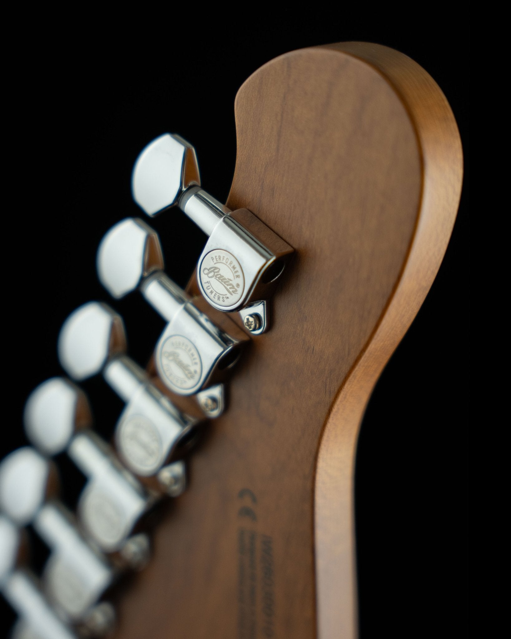 Savage - Magnetic Black - Baum Guitars
