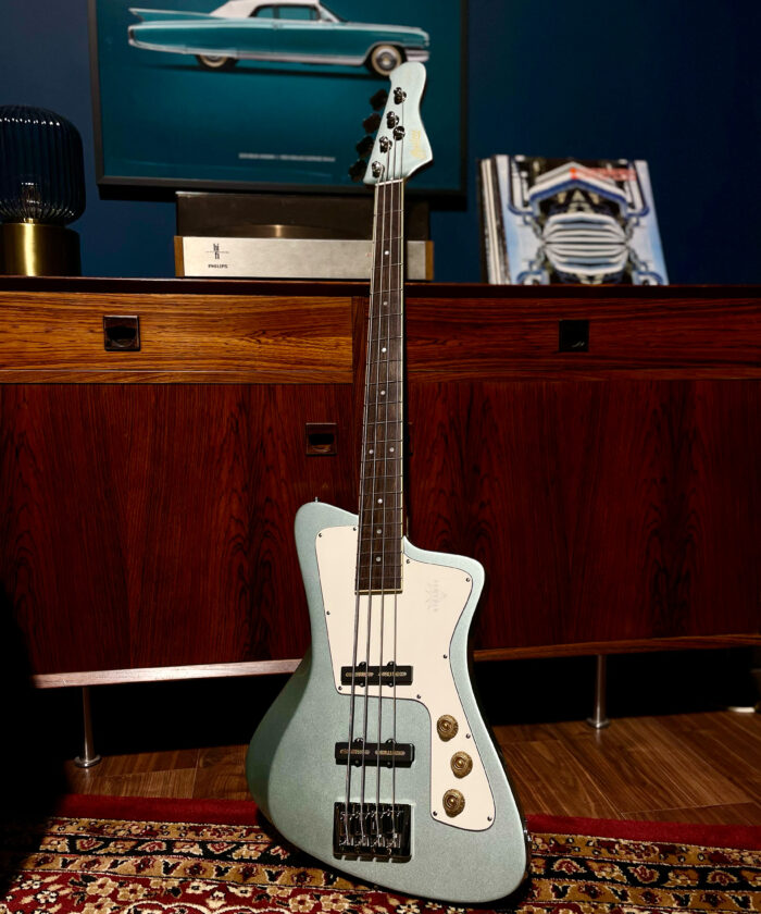 Basses – Baum Guitars